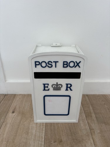 Shabby chic postbox letter - chic,