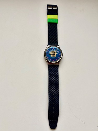 Classic swatch watch - blue, tune