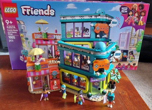 Boxed lego friends 42674 - boxed, comic