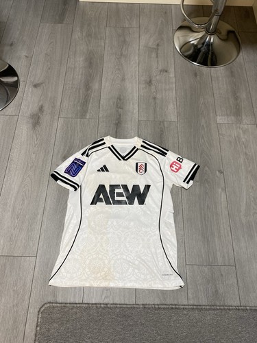 Fulham women match - women,