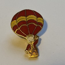 Rupert Bear Metal Badge. 