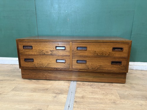 Mid century rosewood - mid,