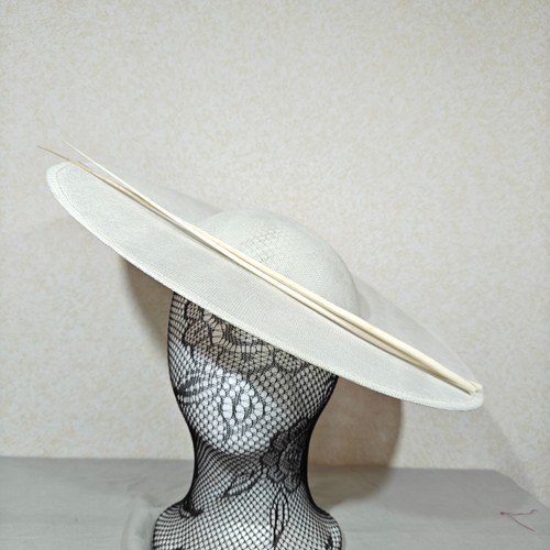 Ivory large fascinator - large,