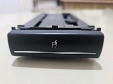 AUDI A3 8P DASHBOARD CENTRE CONSOLE DRINK CUP HOLDER INSERT 8P0862534B 04   2010