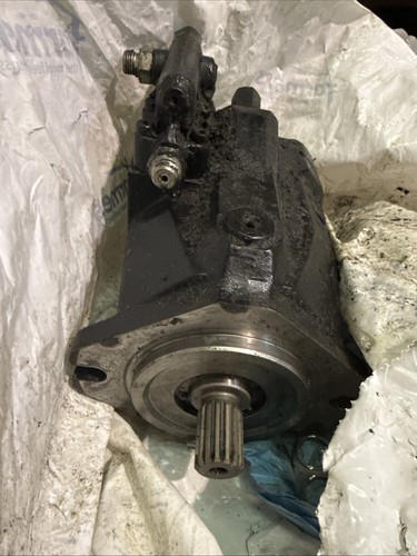 Merlo telehandler pump - merlo,