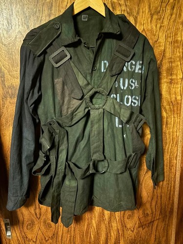 Parachute shirt with harness - with,