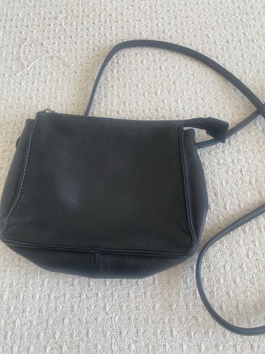 Tula black leather - black, crossbody