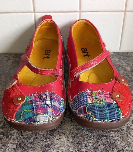 Art company red patchwork mary - company,