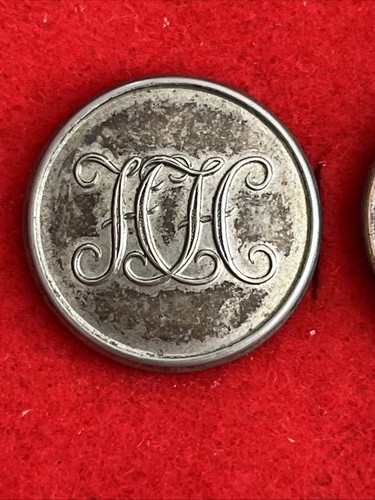 Hunt livery button - livery, hursley