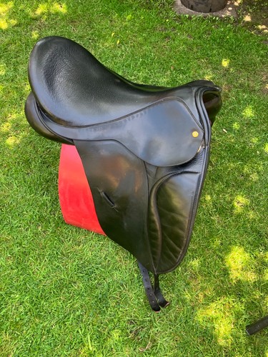 Black country medium - 17.5”, medium/