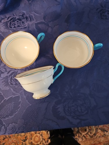 Royal albert tea cups - albert, cups.