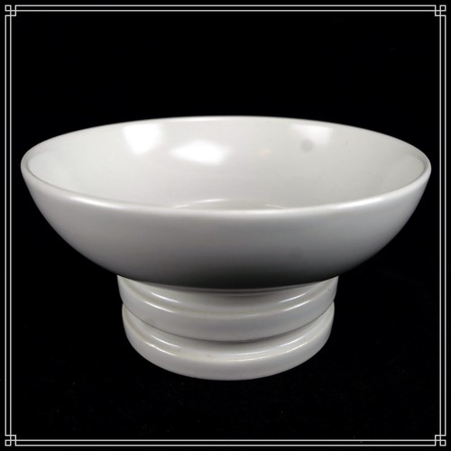 Small cup robj - of,