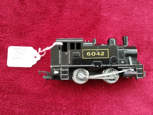 Hornby r755 black 4 - hornby, 0-4-0