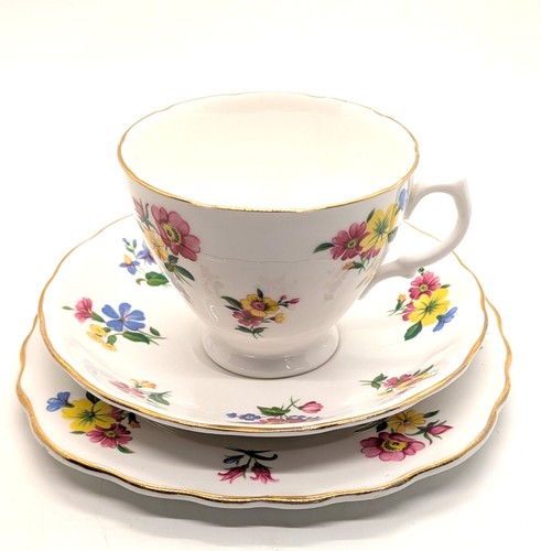 Vintage royal vale part - vintage, tea