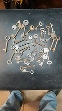 33 Old Keys. Job Lot. Various