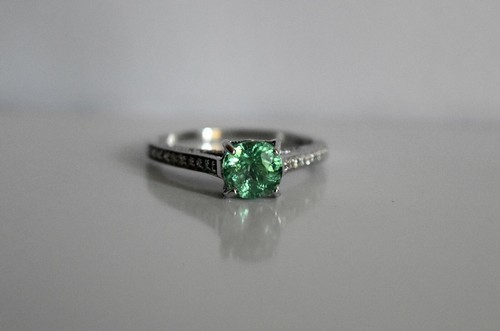 Paraiba tourmaline ring