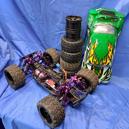 Brushless rc truck - 6s, 4wd
