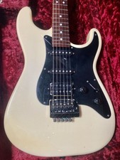 Charvel Model-3 VWH SSH Stratocaster Model Made in Japan Electric Guitar Used