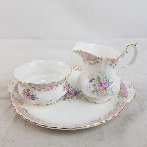 Royal albert bone china - royal,