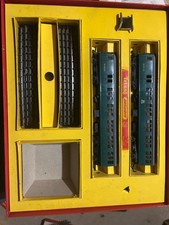 Triang OO gauge train sets