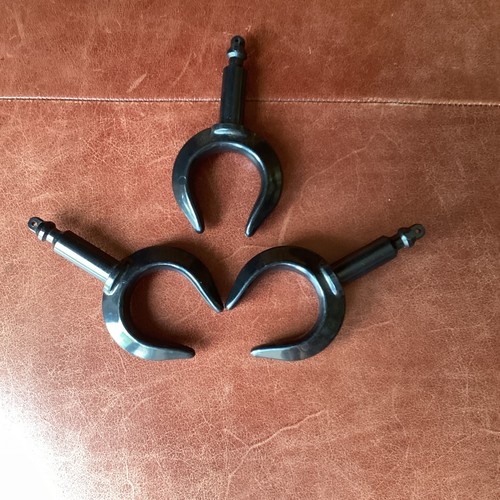 Pair row locks side - pair,