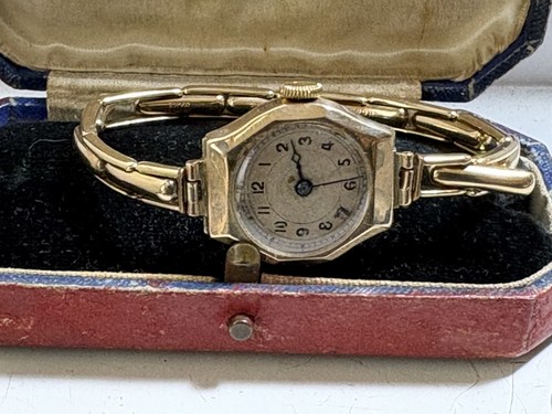 Ladies art deco 9ct gold - ladies,