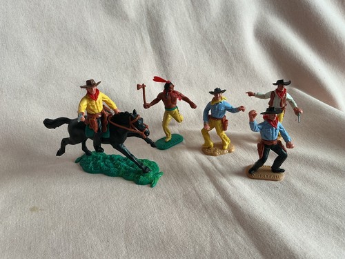 Timpo vintage plastic mounted - timpo,