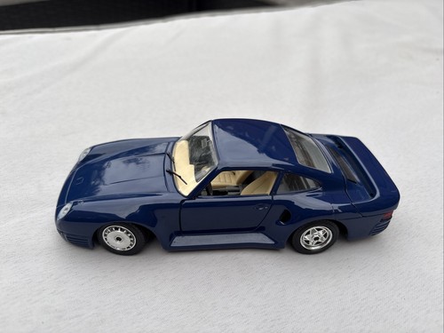 Burago scale porsche - 1:24,