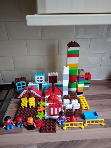 Lego duplo figures bricks - lego,