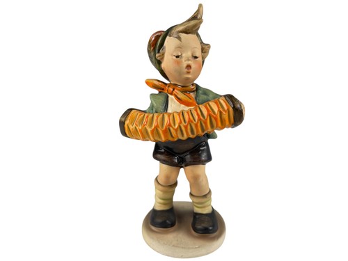 Hummel figurine 185 - figurine, bandoneon