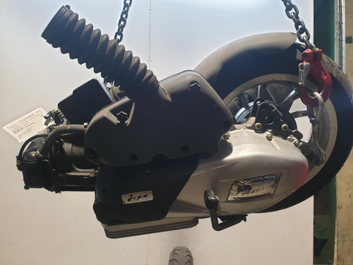 Vespa primavera 125 engine - vespa,