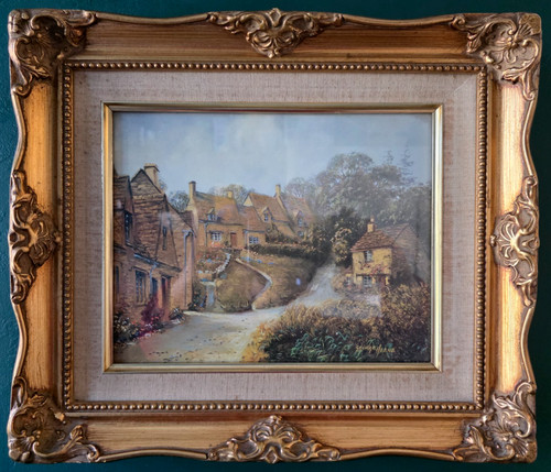 Vintage gilt ornate frame - gilt,