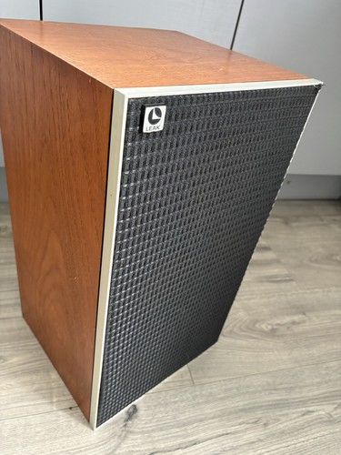 Vintage leak 2030 hifi speaker - leak,