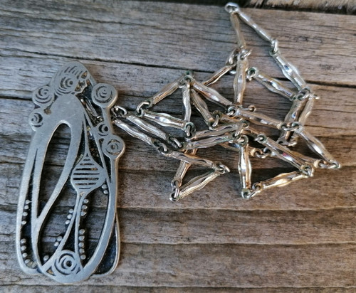 Vintage pewter nouveau rennie - nouveau,