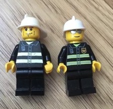 2x Lego City Set 7945 Fire Station Mini Figure Fire Men