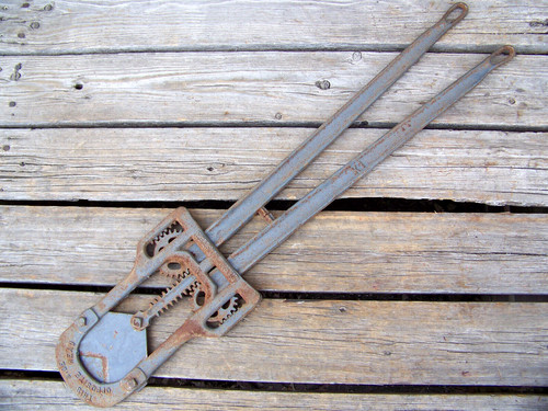 Vintage dehorning clipper - vintage,