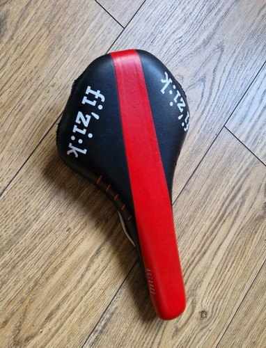 Fizik antares red black - r3, red/black