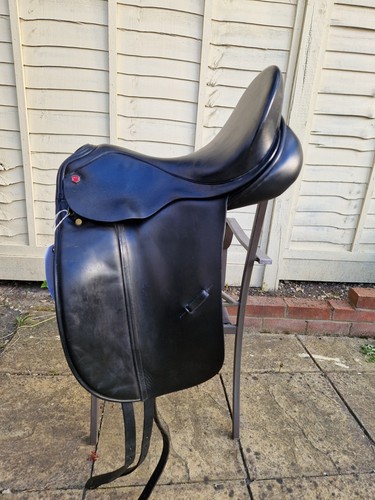 Albion m w dressage - 17.5", m/w