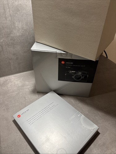 Leica black painted - painted,