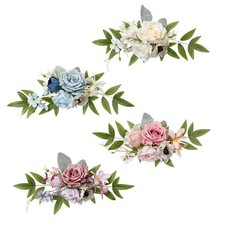 pew flowers wedding ceremony