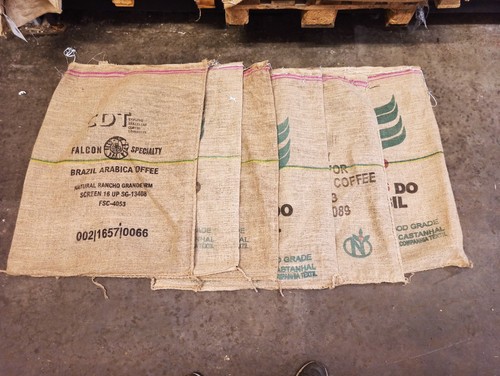 Free delivery used hessian - used, /