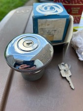 Bl nos wilmot&breedon fuel cap with keys triumph tr3 tr4 austin morris