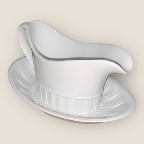 Wedgwood colosseum gravy boat - wedgwood,