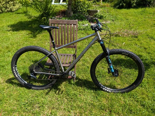 One vandal titanium - one,