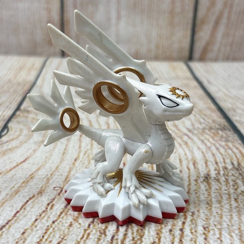 Skylanders trap team - skylanders, spotlight
