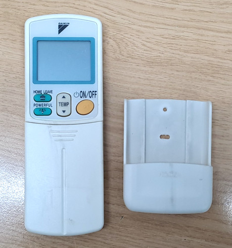 Daikin arc433b70 infrared - ac,