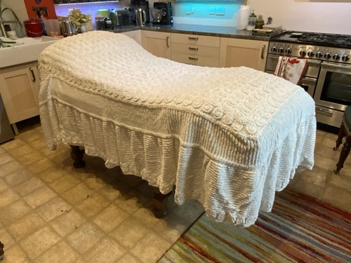 Candlewick vintage bedspread - vintage,
