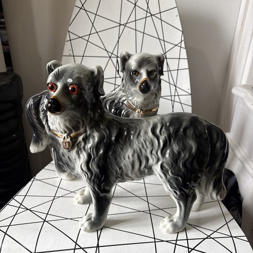 Antique staffordshire wally - staffordshire,