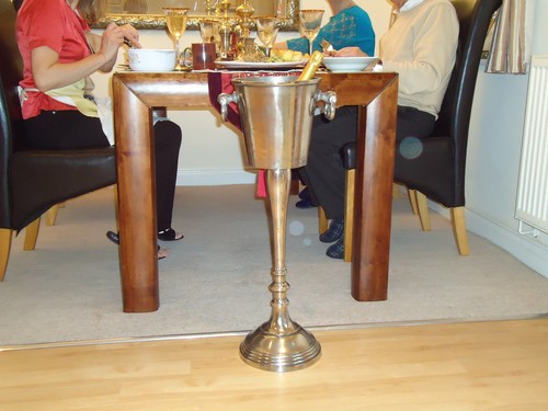 Floor standing champagne ice - standing,