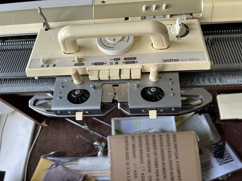Knitting machine electronic